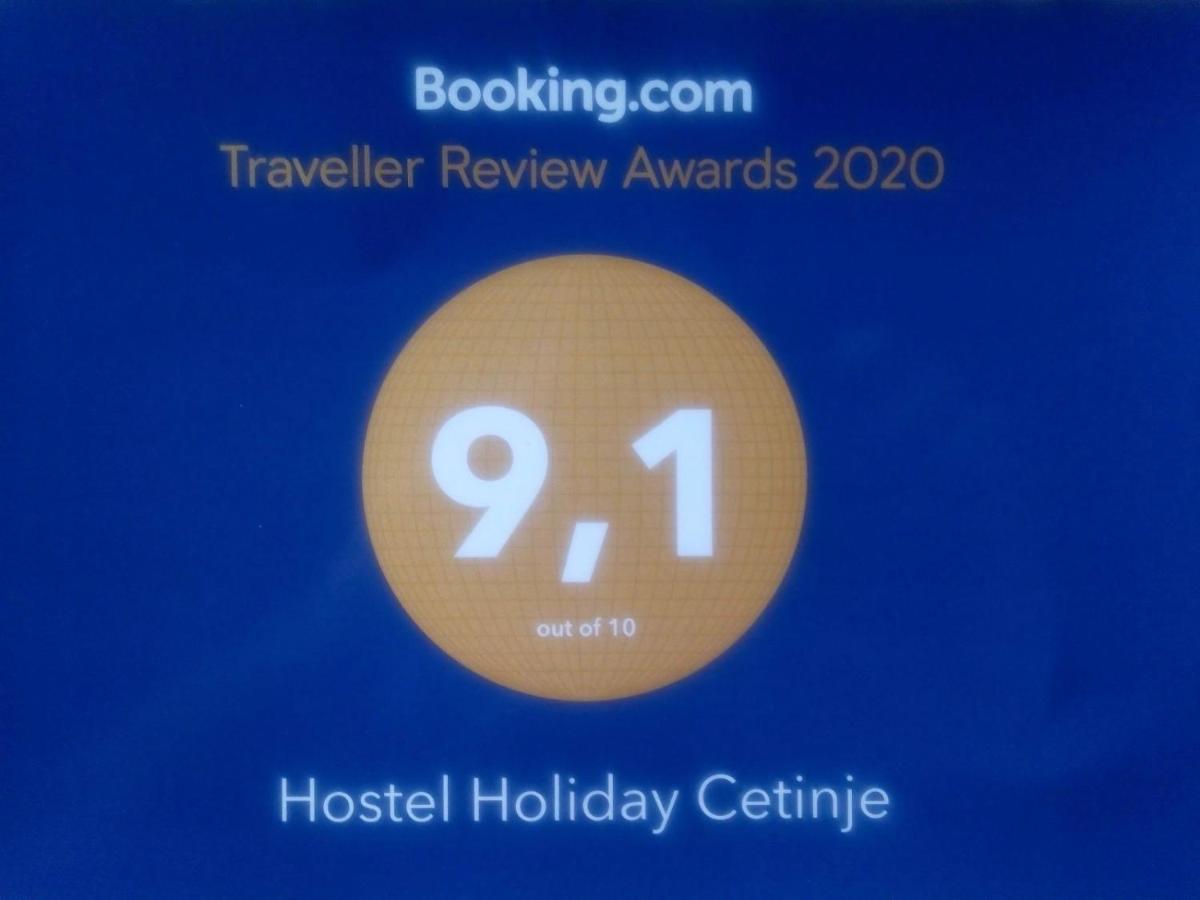 Hostel Holiday Τσέτινιε Εξωτερικό φωτογραφία